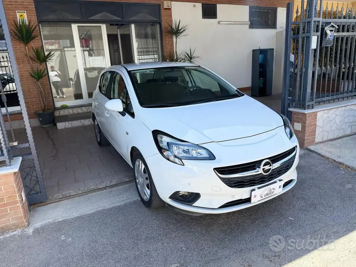Usata Opel Corsa Innovation 90 CV (66 kW) 2019 Bianco Utilitaria