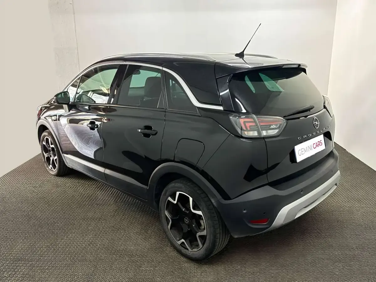 Usata Opel Crossland Elegance 131 CV (96 kW) 2023 Nero cinema SUV