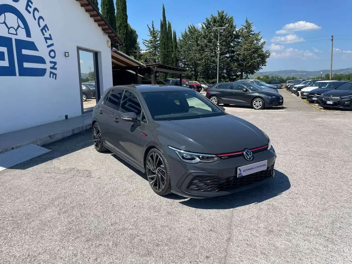 Usata VW Golf VIII GTI 245 CV (180 kW) 2021 Grigio Berlina