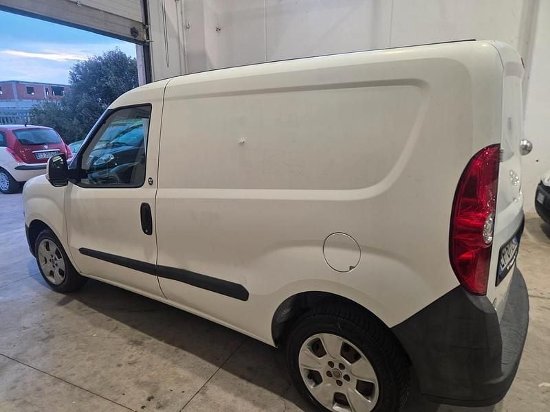 Usata Fiat Doblò 89 CV (65 kW) 2011 Bianco Monovolume
