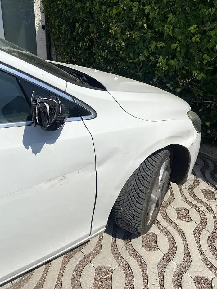 Usata Volvo V40 2012 Utilitaria