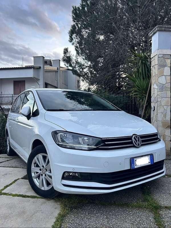 Usata VW Touran 158 CV (116 kW) 2019 Bianco Monovolume