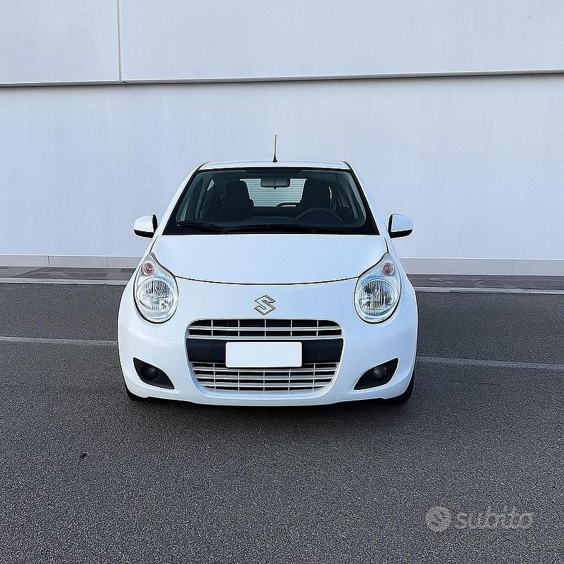 Bianco Usata 2009 Suzuki Alto GL Due volumi | 3900 € (Buon prezzo) - Immagine 1/4