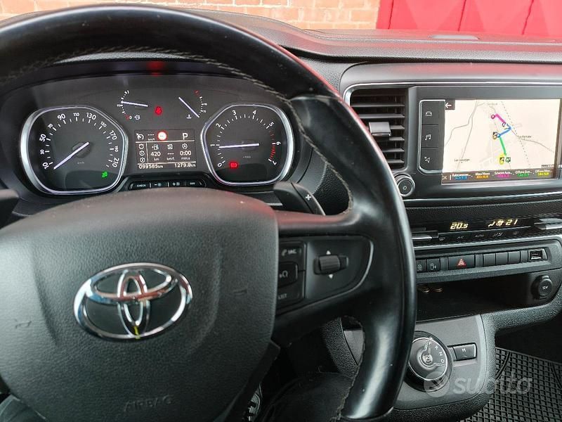 Usata Toyota Proace 180 CV (132 kW) 2021 Nero Monovolume