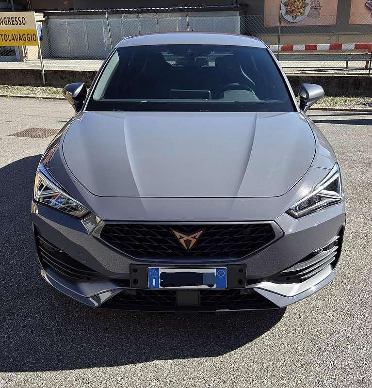 Usata Cupra Leon 150 CV (110 kW) 2024 Berlina