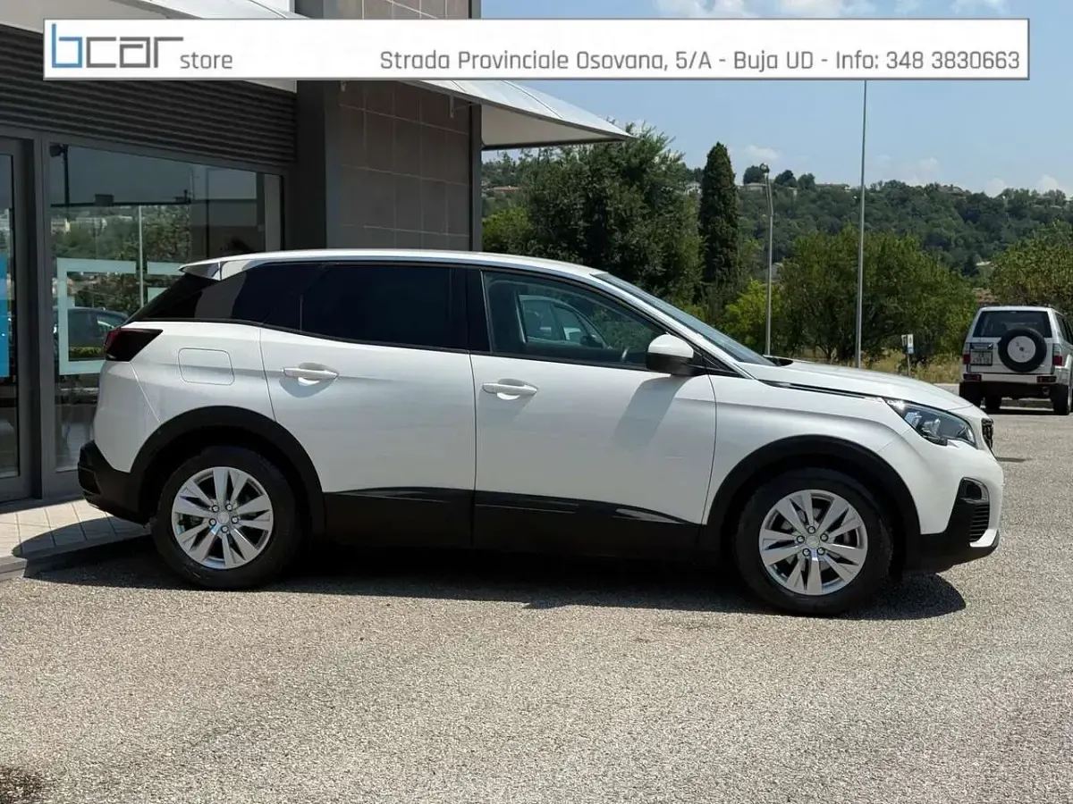 Usata Peugeot 3008 Active 120 CV (88 kW) 2017 Bianco SUV