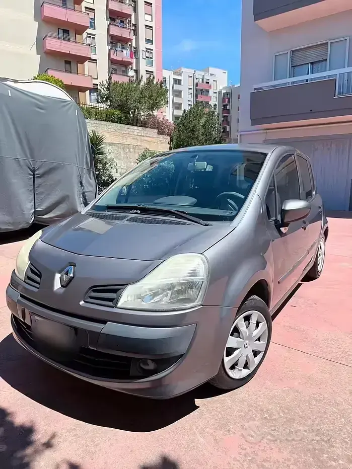 Usata Renault Modus 101 CV (74 kW) 2009 Grigio Monovolume