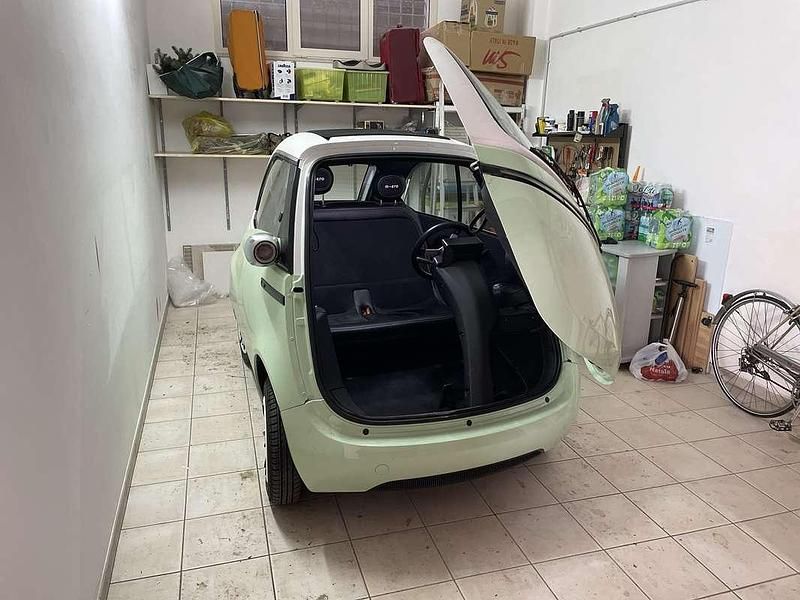 Usata Micro Microlino 11 kW (16 CV) 2024 Utilitaria