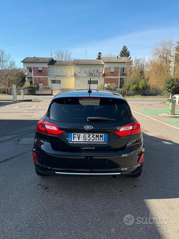 Usata Ford Fiesta Vignale 101 CV (74 kW) 2019 Nero Utilitaria