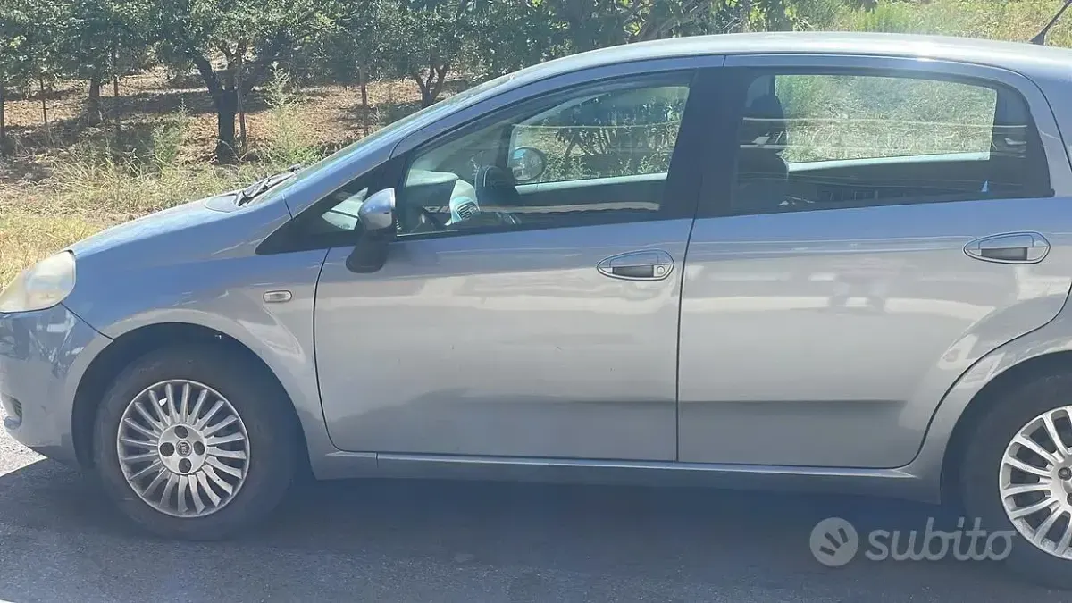 Usata Fiat Grande Punto 65 CV (47 kW) 2006 Utilitaria