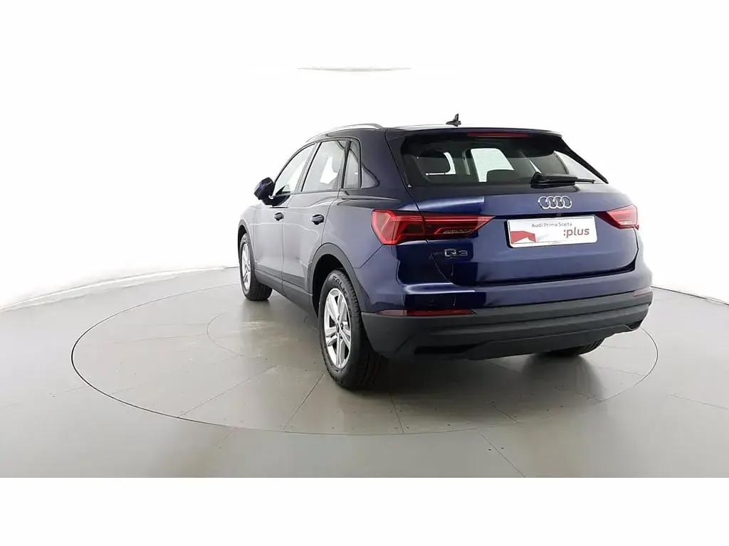 Usata Audi Q3 Business 150 CV (110 kW) 2024 Blu SUV