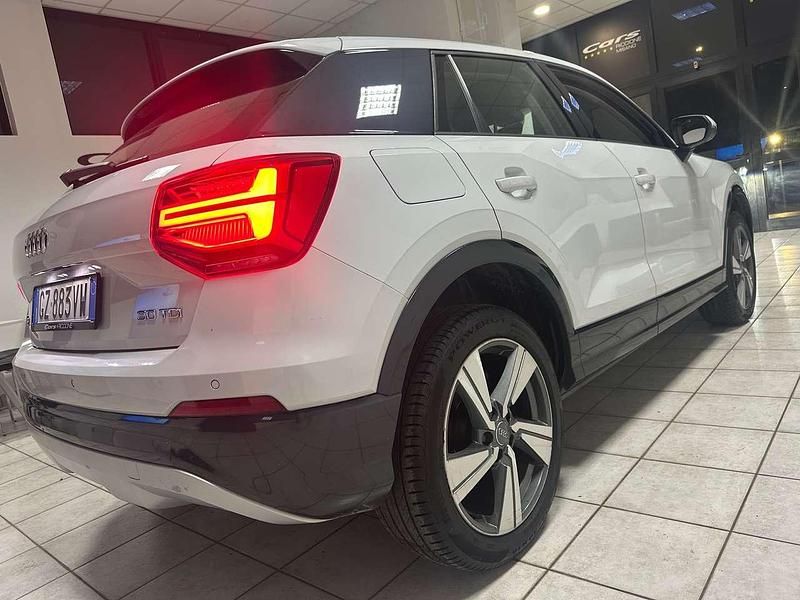 Usata Audi Q2 Design 116 CV (85 kW) 2019 Bianco SUV