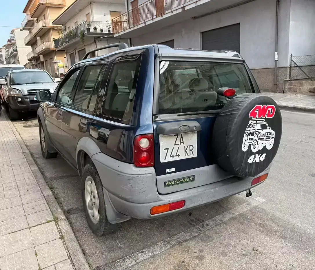 Usata Land Rover Freelander 2001 Blu SUV