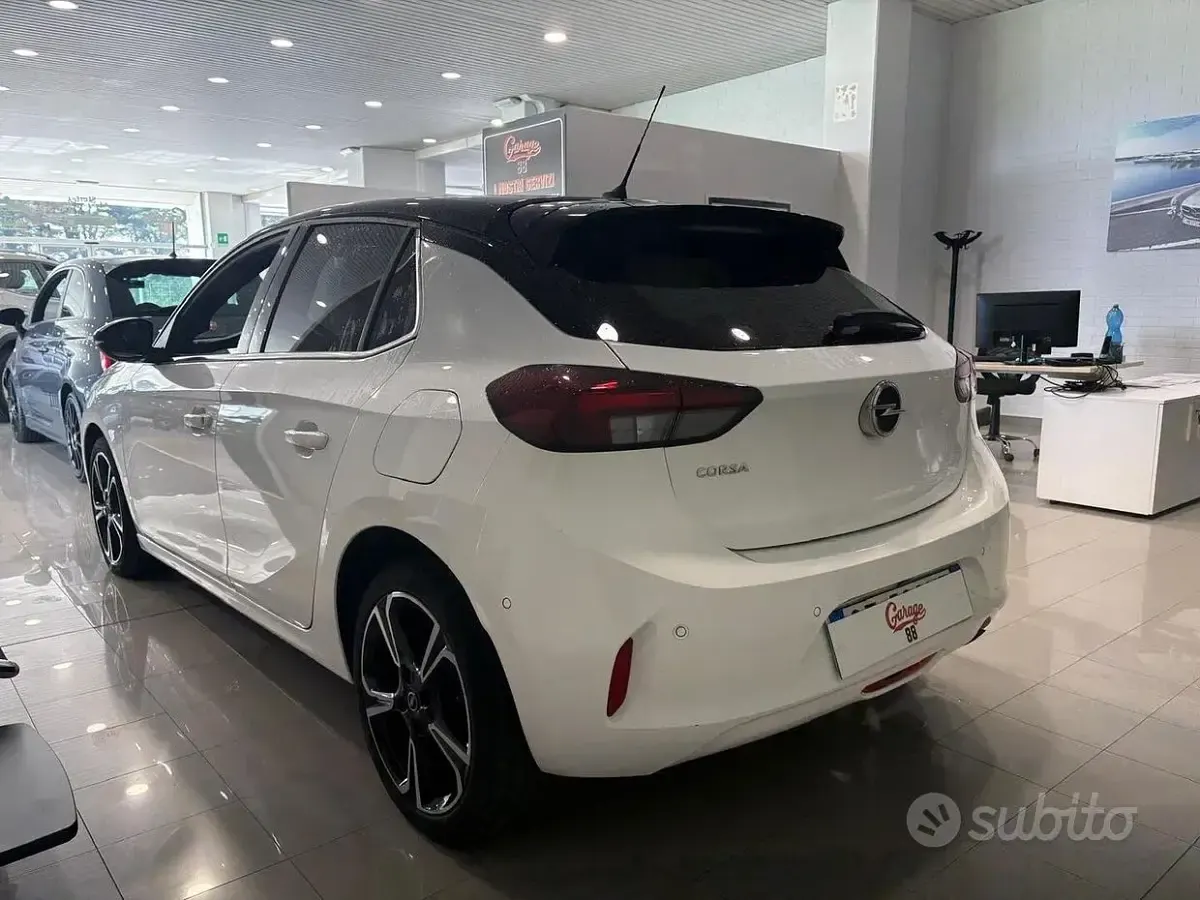 Usata Opel Corsa S 101 CV (74 kW) 2026 Bianco Utilitaria