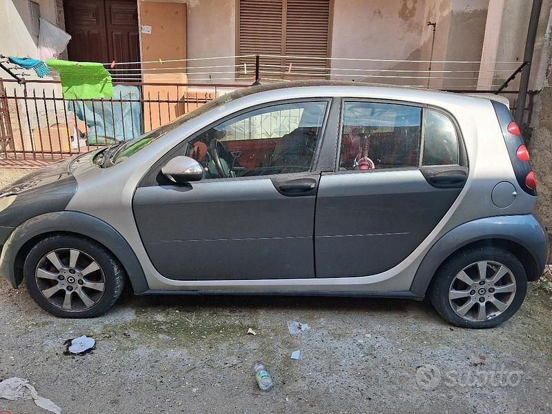 Usata Smart ForFour 95 CV (69 kW) 2006 Grigio Utilitaria