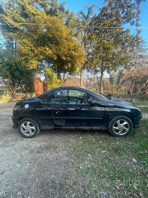 Usata Peugeot 206 2003 Nero Cabrio