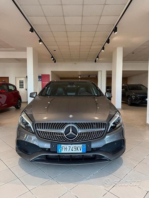 Usata Mercedes A220 177 CV (130 kW) 2017 Grigio Berlina