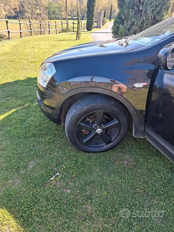 Usata Nissan Qashqai 110 CV (80 kW) 2010 Nero SUV