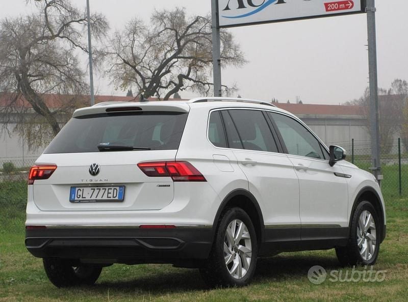 Usata VW Tiguan Life 150 CV (110 kW) 2022 Bianco SUV