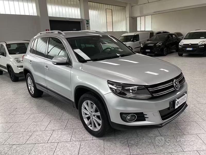 Usata VW Tiguan Sportline 160 CV (117 kW) 2012 Grigio SUV