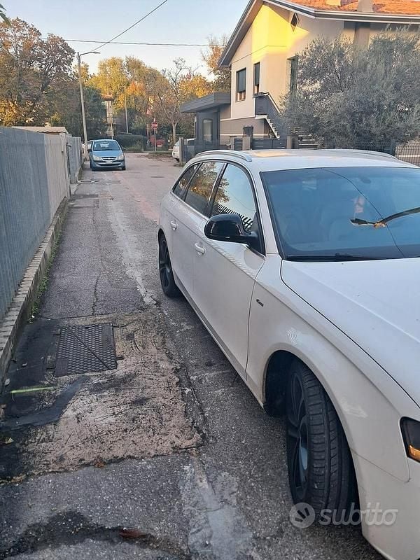 Usata Audi A4 S-Line 2010 Bianco Monovolume