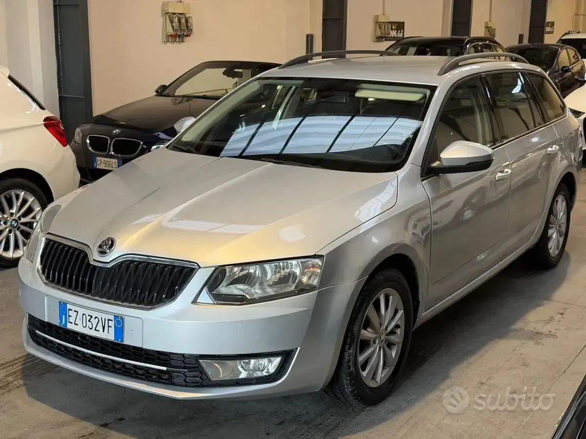 Usata Skoda Octavia Ambition 105 CV (77 kW) 2015 Grigio Station wagon
