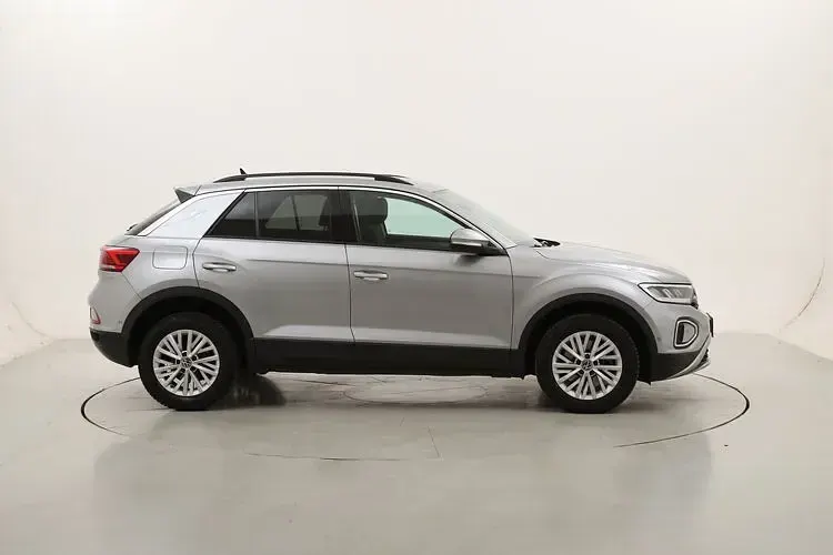 Usata VW T-Roc Life 150 CV (110 kW) 2023 SUV