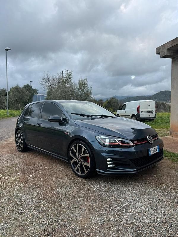 Usata VW Golf VII GTI 230 CV (169 kW) 2018 Berlina
