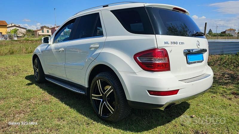 Usata Mercedes 300 2011 Bianco Station wagon