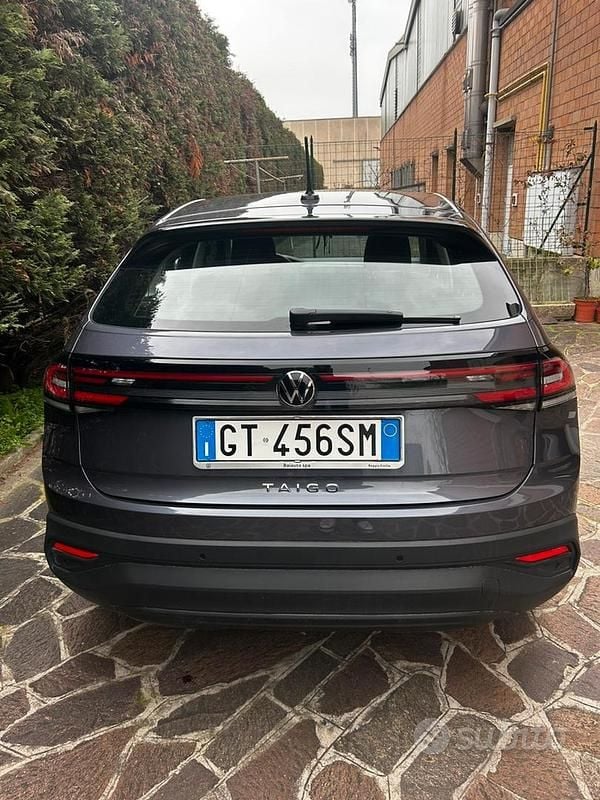 Usata VW Taigo Life 116 CV (85 kW) 2024 Grigio SUV