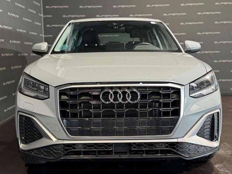 Usata Audi Q2 S-Line 116 CV (85 kW) 2025 Grigio cronos SUV