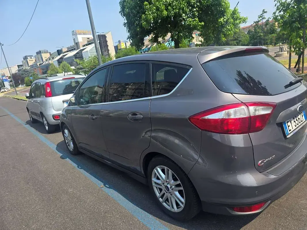 Usata Ford C-MAX S 125 CV (91 kW) 2015 Grigio Monovolume