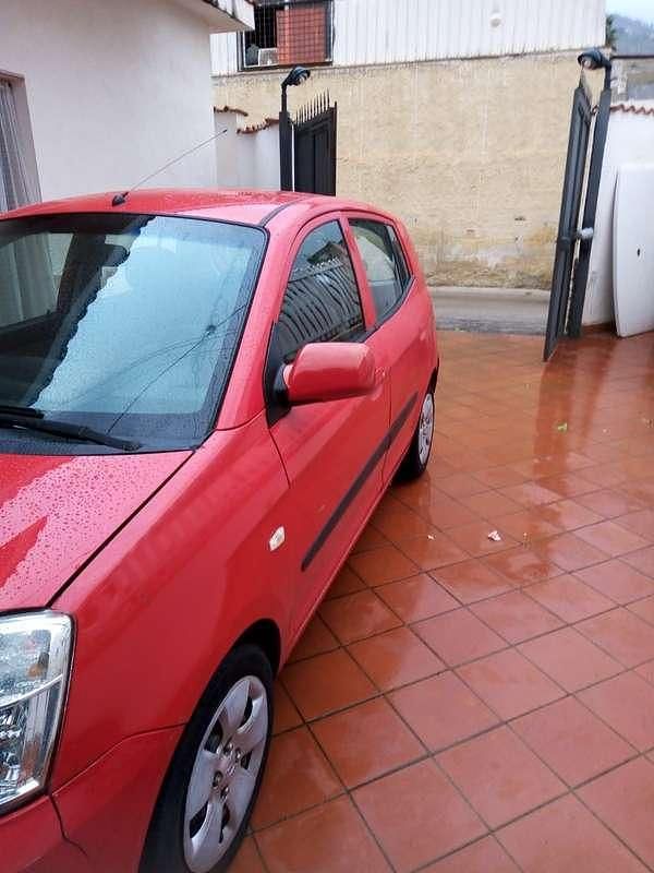 Usata Kia Picanto LX 60 CV (44 kW) 2007 Rosso Utilitaria