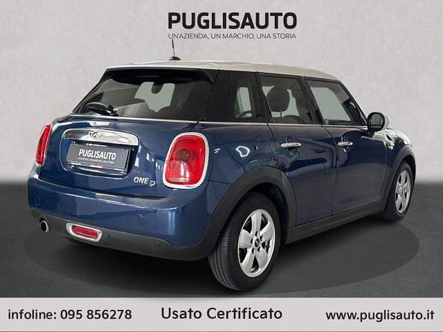 Usata Mini One D Business 95 CV (69 kW) 2016 Blu Utilitaria