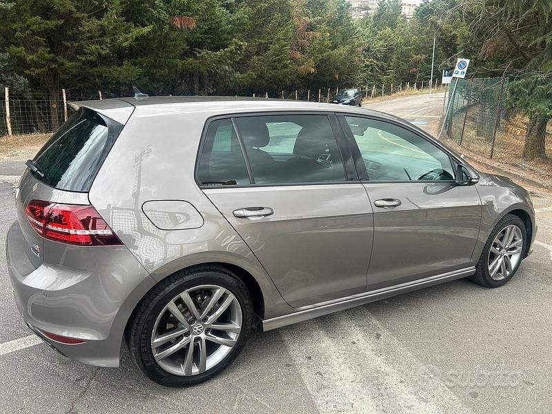 Usata VW Golf VII R-line 110 CV (80 kW) 2016 Berlina
