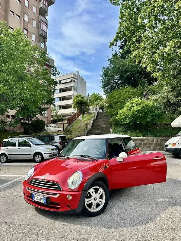 Usata Mini Cooper 90 CV (66 kW) 2005 Utilitaria