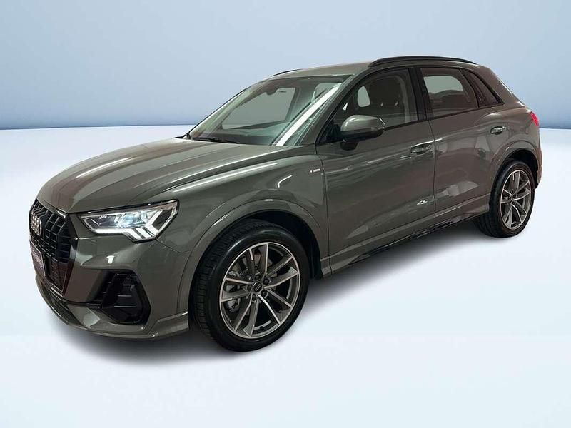 Grigio Usata 2019 Audi Q3 S-Line SUV | 30.400 € (Molto cara) - Immagine 1/4