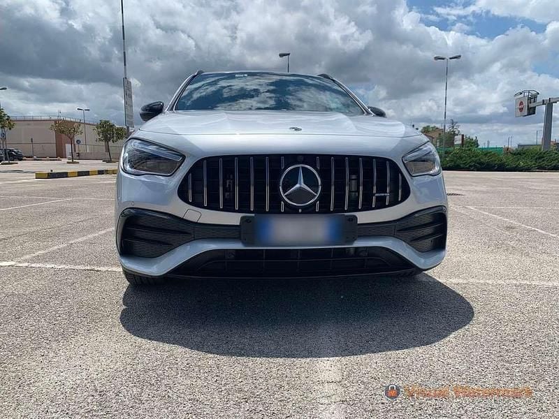 Usata Mercedes GLA35 AMG AMG 306 CV (225 kW) 2020 Argento SUV