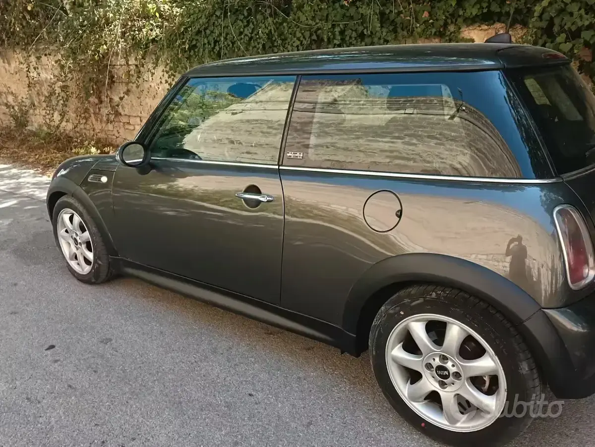 Usata Mini One D 88 CV (64 kW) 2006 Marrone Utilitaria