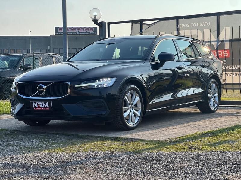 Usata Volvo V60 R-Design 197 CV (144 kW) 2021 Nero Station wagon