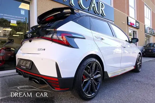Usata Hyundai i20 N Performance 204 CV (150 kW) 2024 Bianco Berlina
