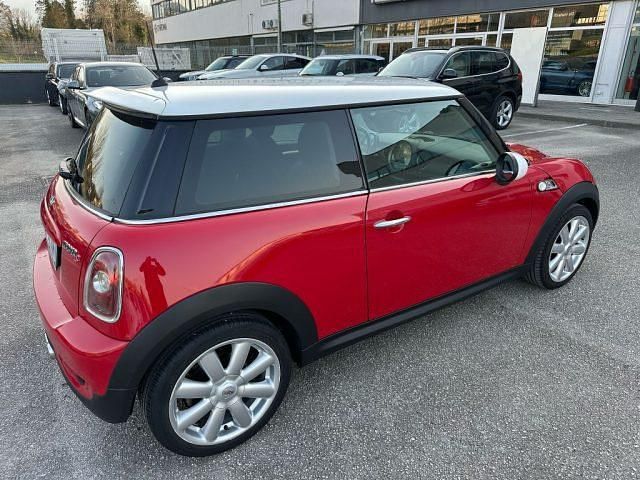 Usata Mini Cooper S 175 CV (128 kW) 2007 Rosso Utilitaria