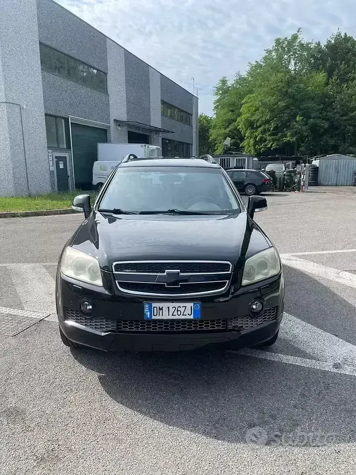 Usata Chevrolet Captiva Sport 150 CV (110 kW) 2008 Nero SUV