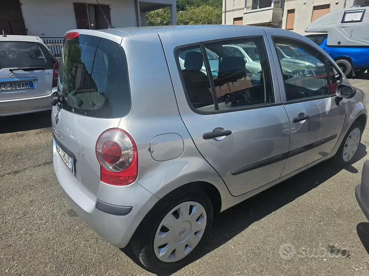 Usata Renault Modus 2007 Grigio Monovolume