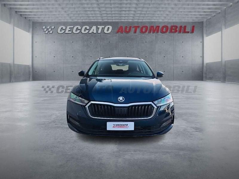 Usata Skoda Octavia Executive 116 CV (85 kW) 2023 Blu Station wagon