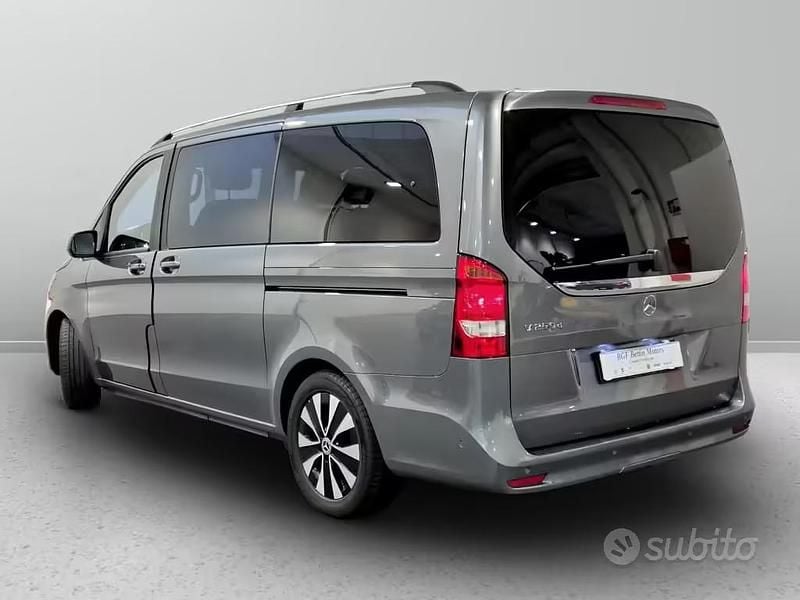 Usata Mercedes V250 Executive 190 CV (139 kW) 2021 Grigio united met Monovolume
