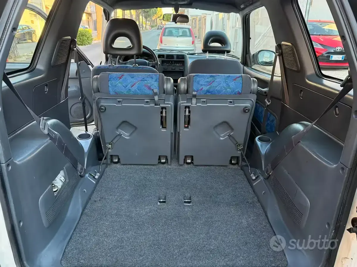 Usata Toyota RAV4 128 CV (94 kW) 1997 Bianco SUV