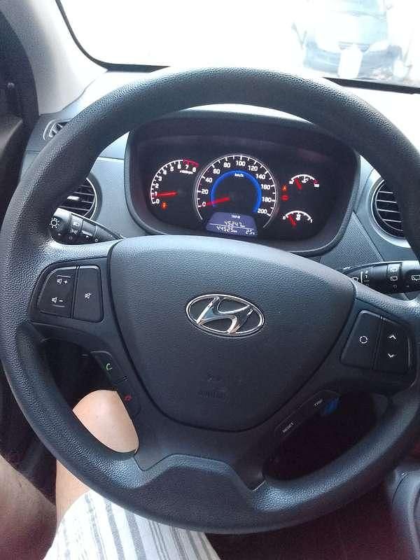 Usata Hyundai i10 65 CV (47 kW) 2020 Grigio Utilitaria