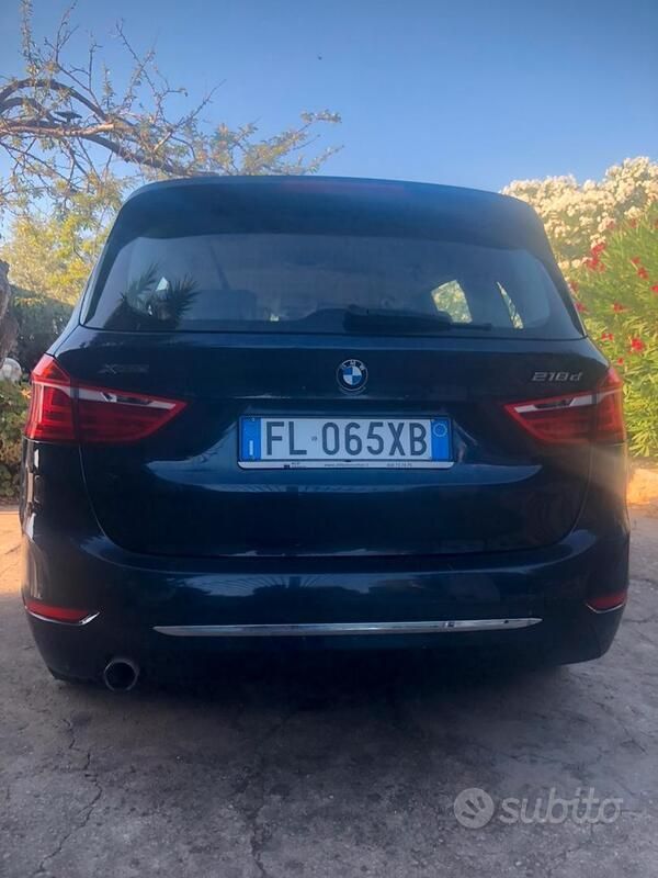 Usata BMW 220 Luxury Line 150 CV (110 kW) 2017 Blu Monovolume