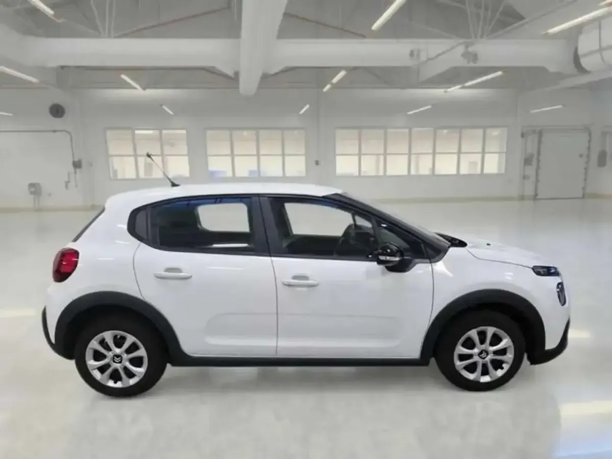Usata Citroën C3 Business Class 102 CV (75 kW) 2020 Bianco Utilitaria